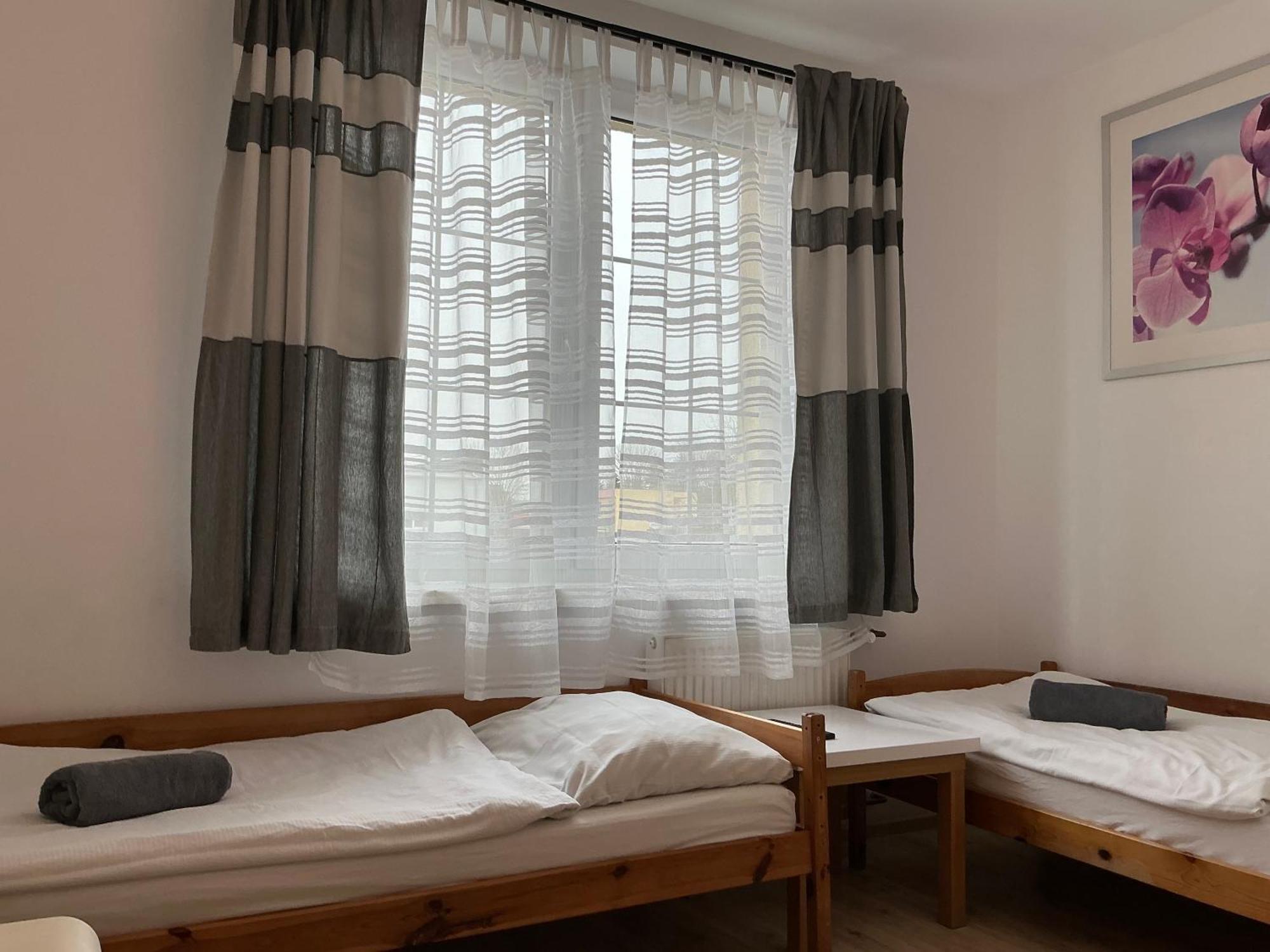 Hostel Przed Switem Gorzów Wielkopolski Eksteriør bilde