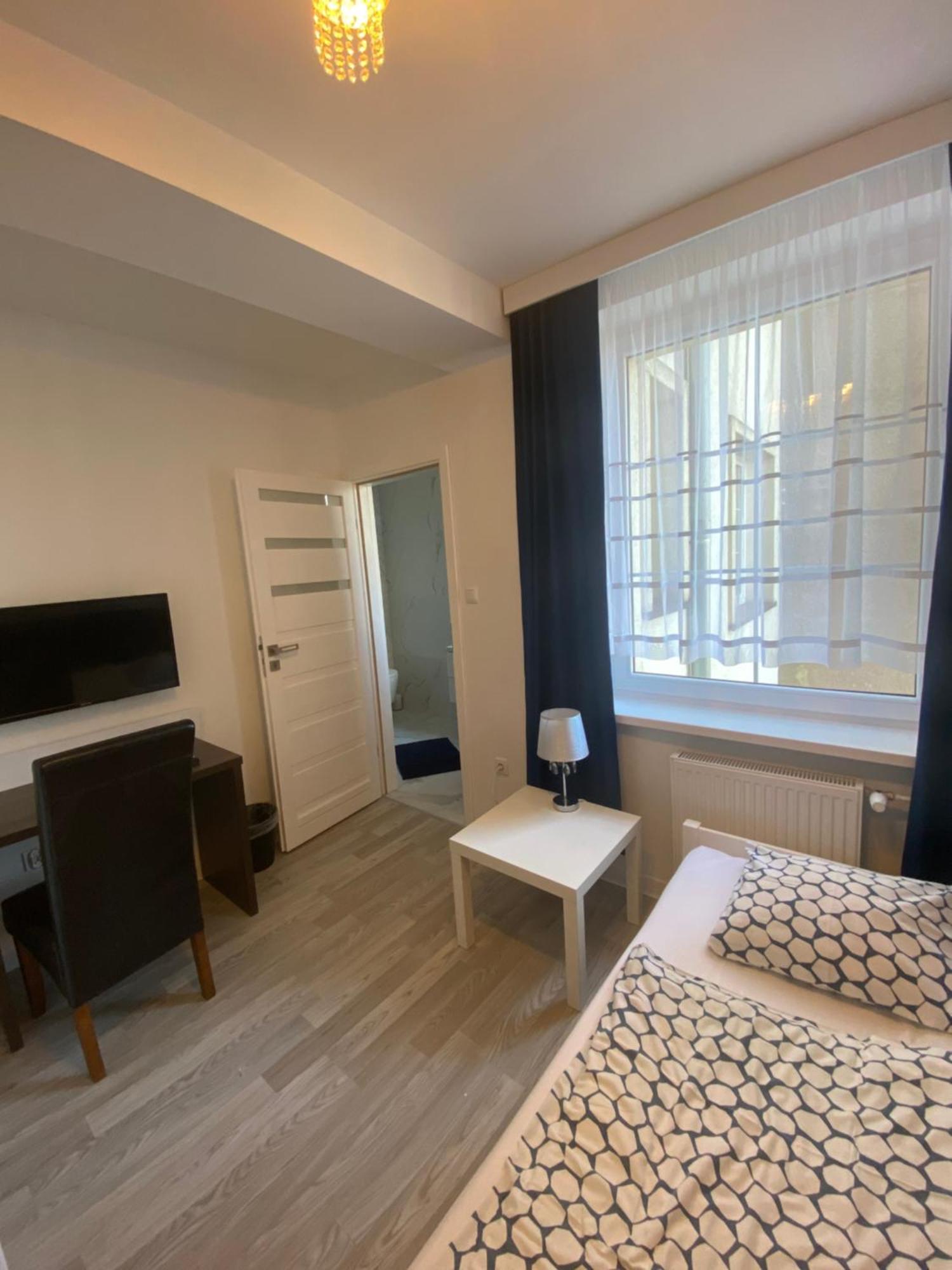 Hostel Przed Switem Gorzów Wielkopolski Eksteriør bilde